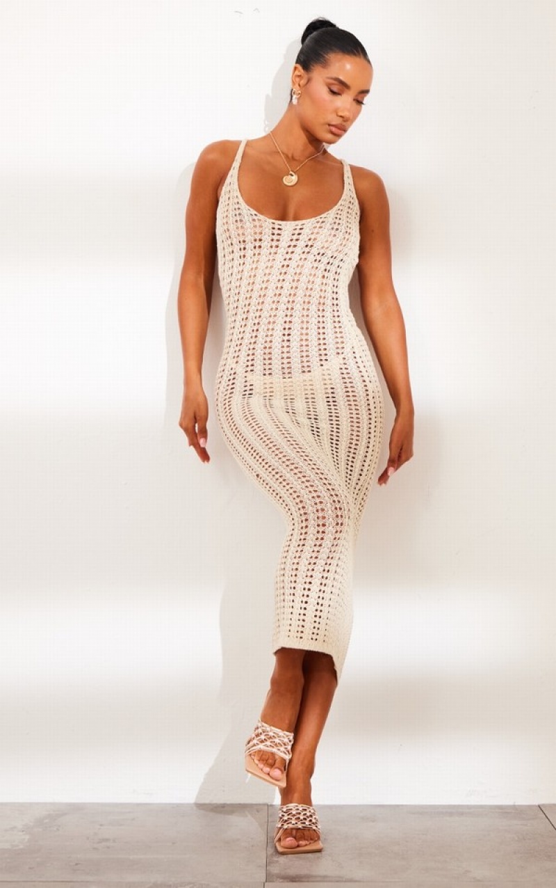 Rochie Pretty Little Thing Cu Bretele Crochet Maxi Albi | BJOQ15768