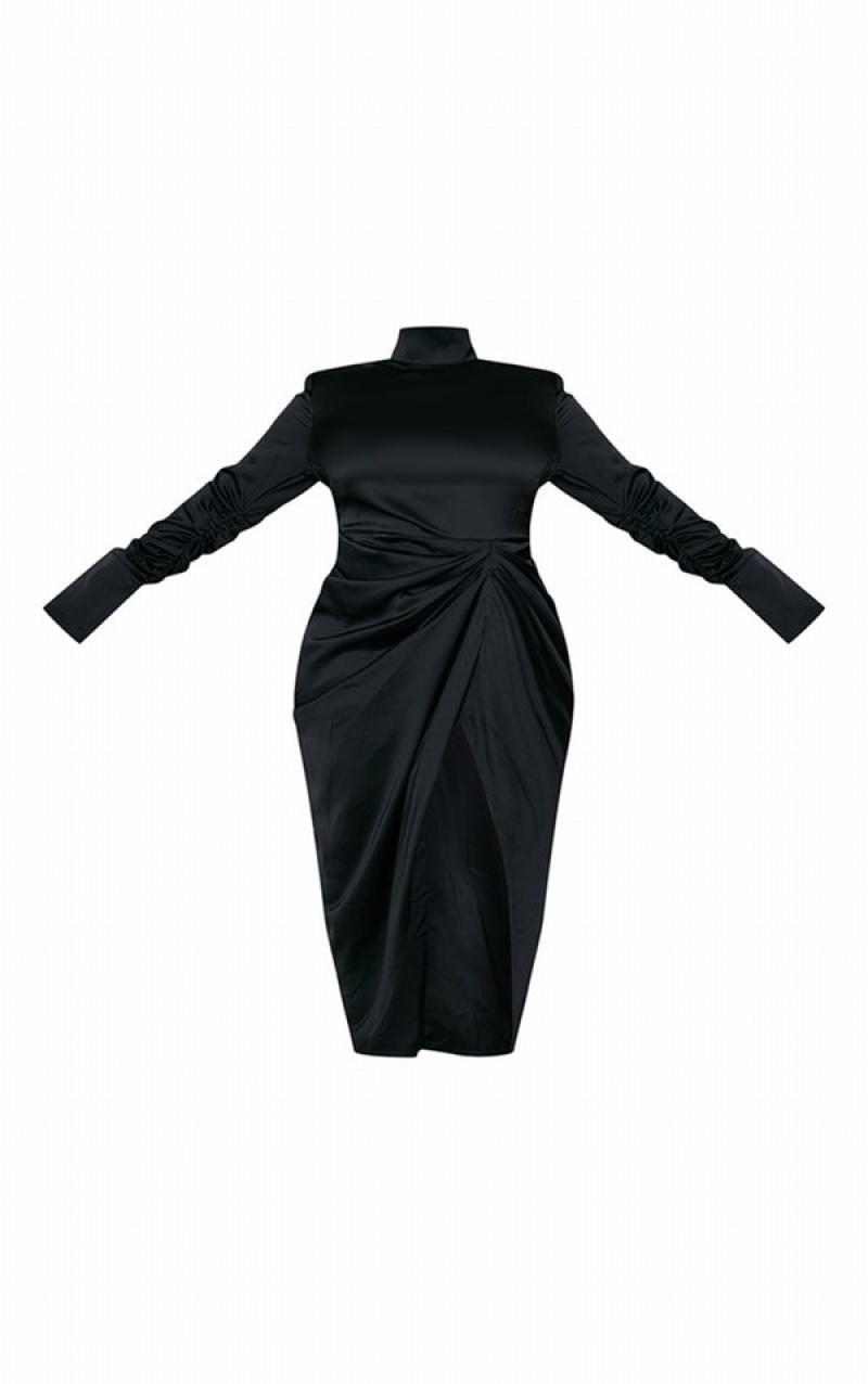 Rochie Pretty Little Thing Plus Satin High Neck Draped Negrii | LZFA79082