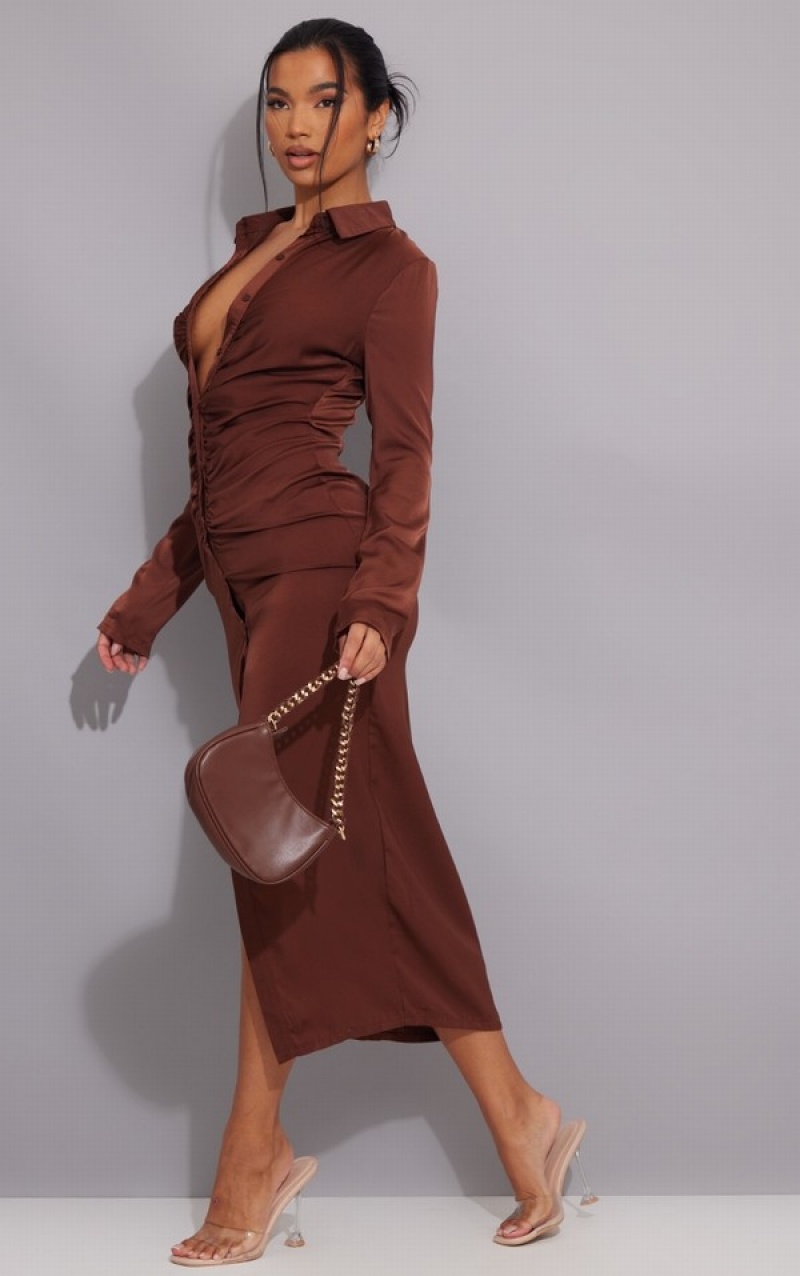 Rochie Pretty Little Thing Ruched Satin Maxi Ciocolata | KRVN81670