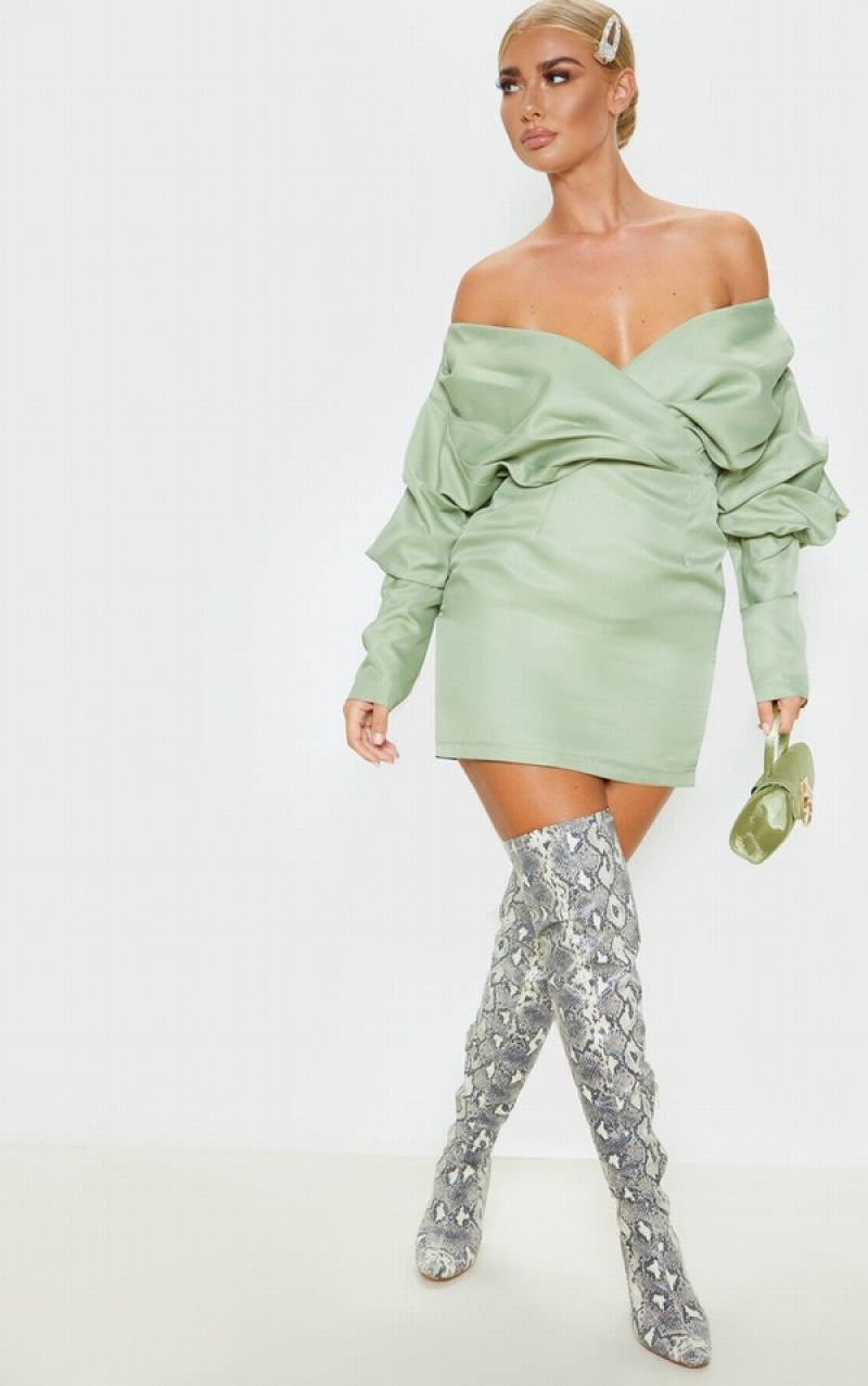 Rochie Pretty Little Thing Sage Off The Shoulder Ruched Bodycon Masline Verzi Verzi | RZVW93126