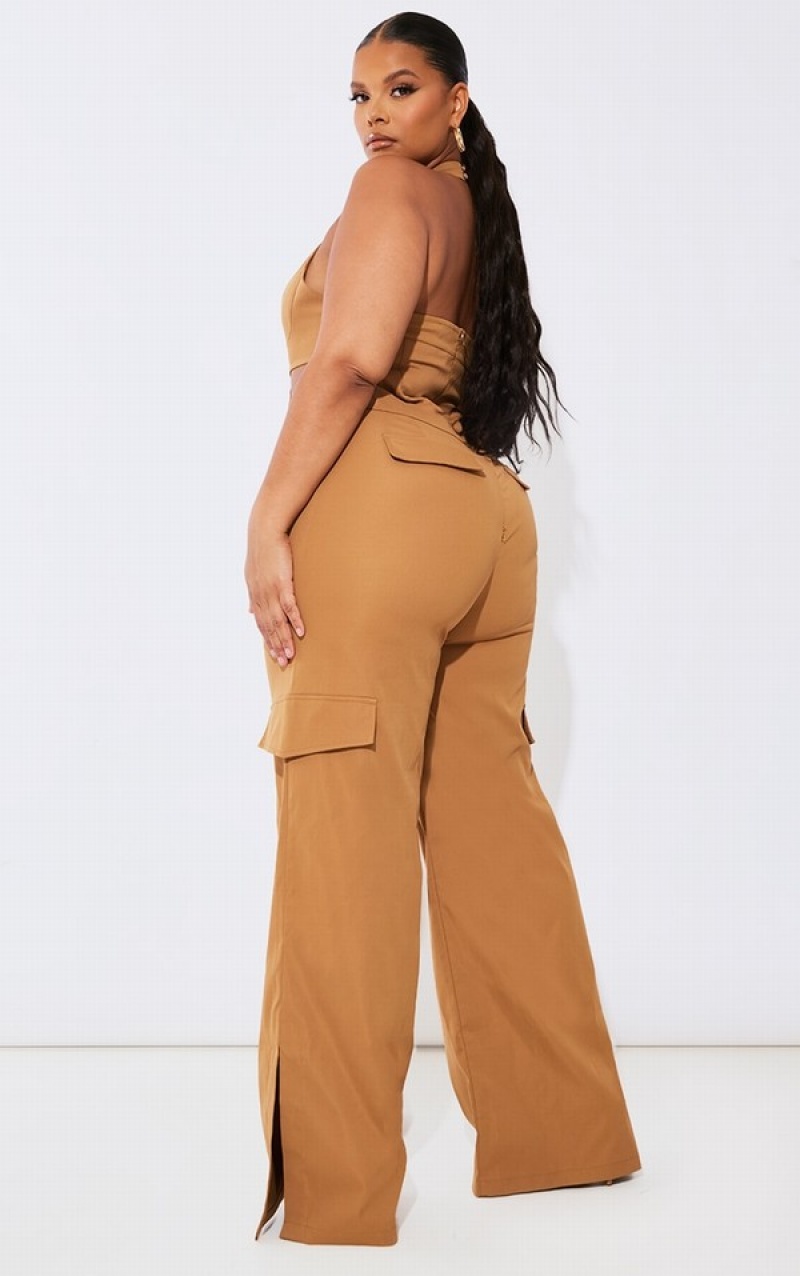 Salopeta Pretty Little Thing Plus Camel Halterneck Cargo Split Hem Maro | HMNG27895