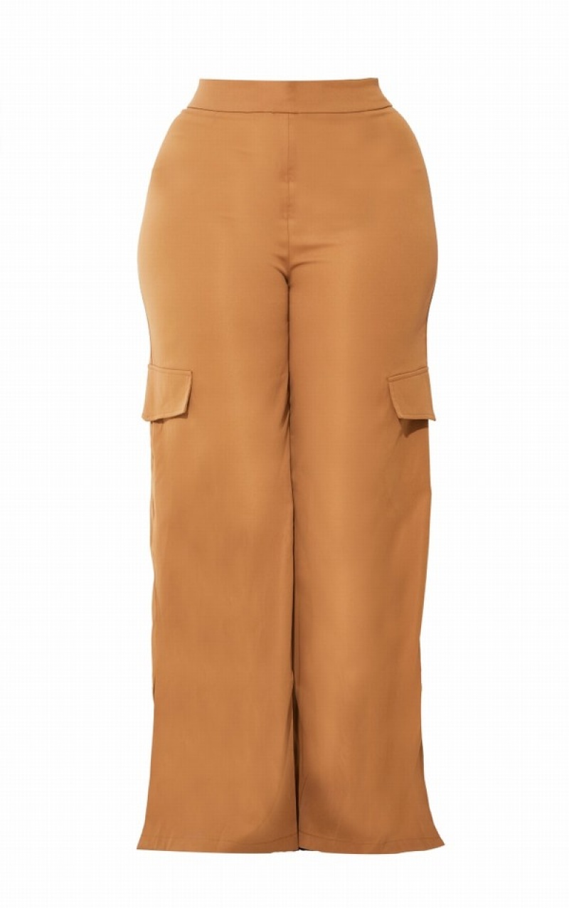 Salopeta Pretty Little Thing Plus Camel Halterneck Cargo Split Hem Maro | HMNG27895