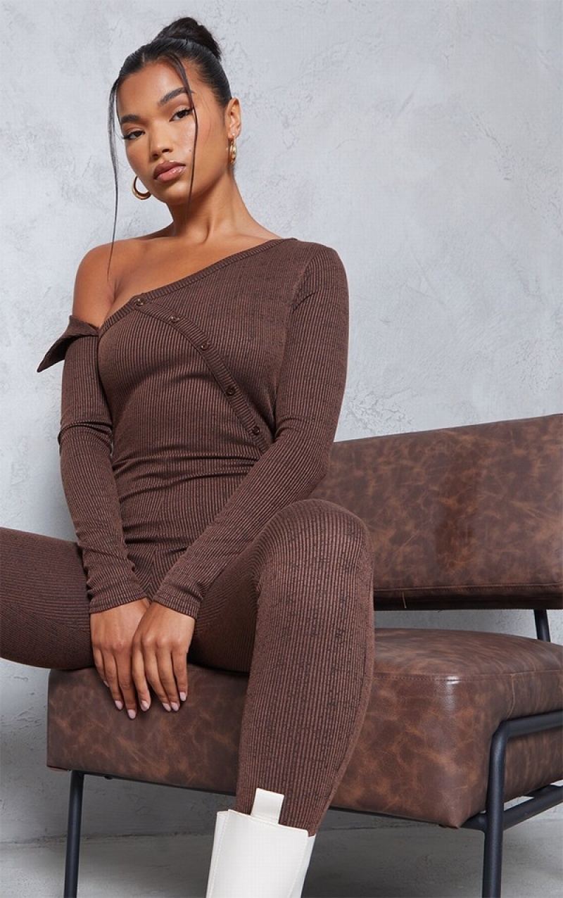 Salopeta Pretty Little Thing Rib Bardot Button Detail Ciocolata | RCUQ94053