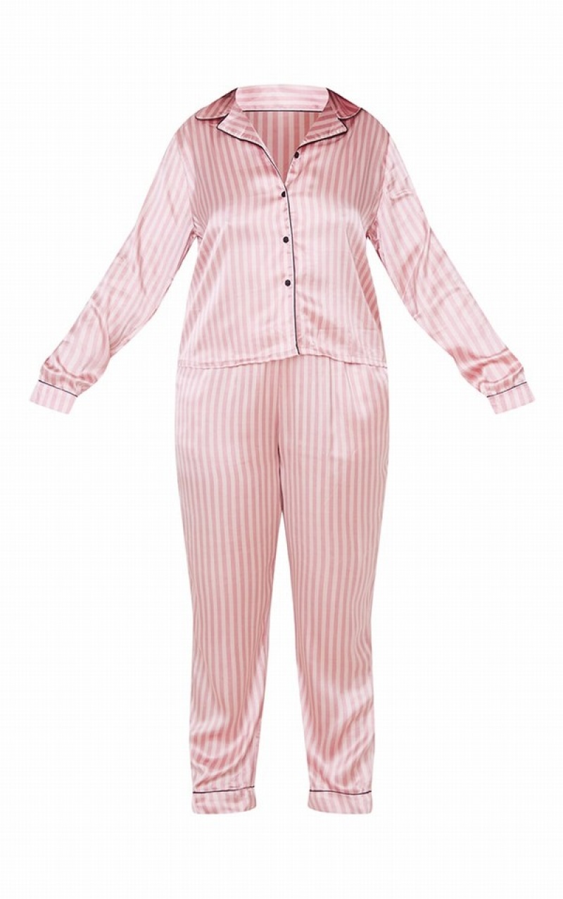 Îmbrăcăminte De Dormit Pretty Little Thing Plus Baby Long In Dungi Satin PJ Roz | AYET35294